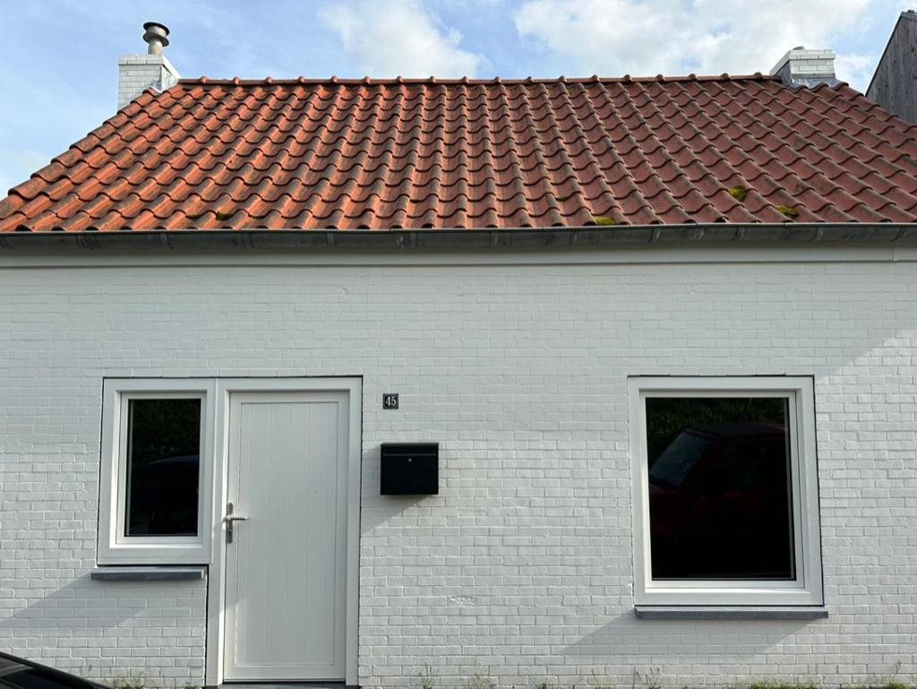 Holiday home Heerlijk Dijkhuisje In Paal Graauw